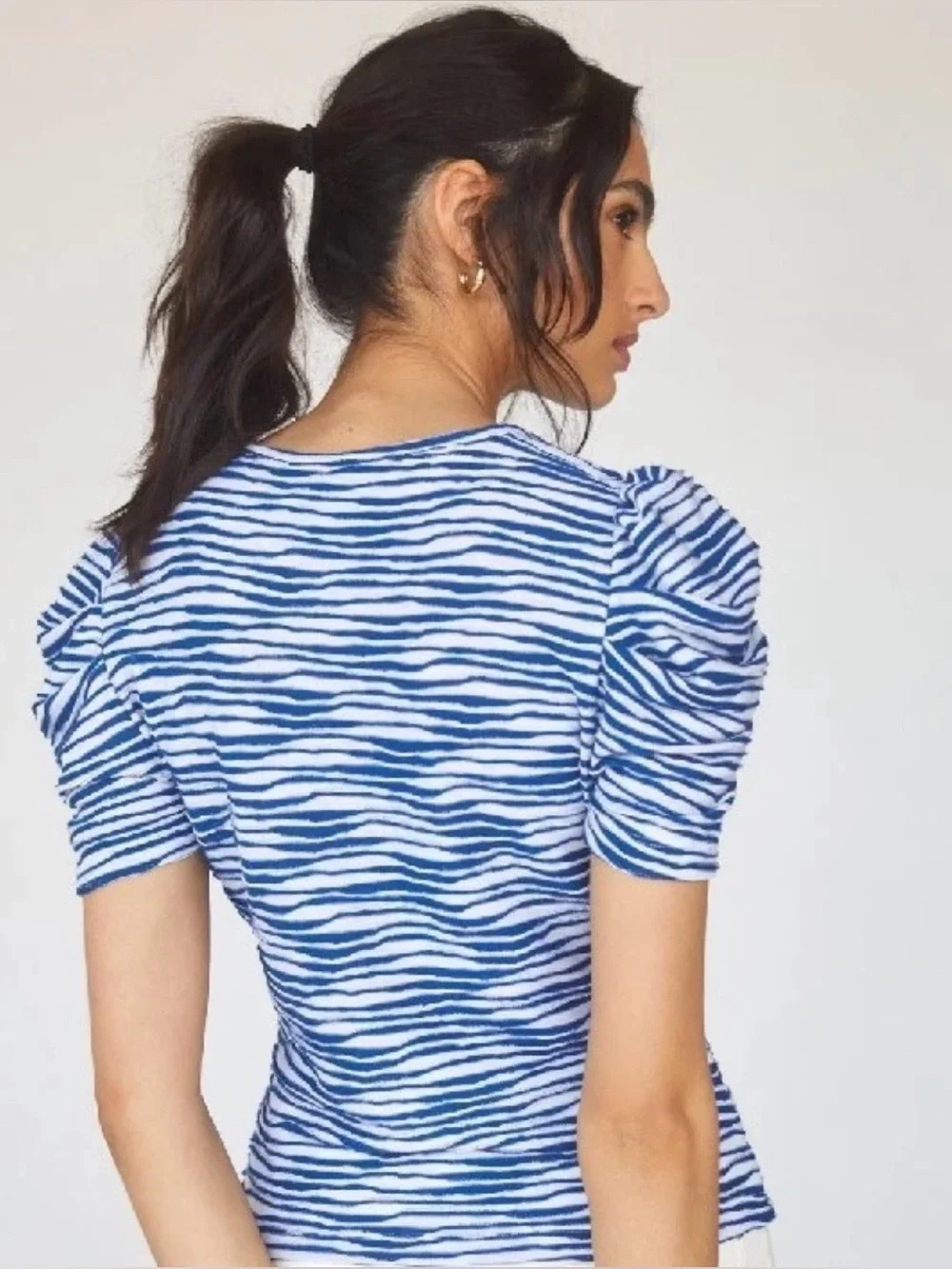 Maeve Anthropologie Blue White Zebra Stripe Twist Keyhole Puff Sleeve Top Medium